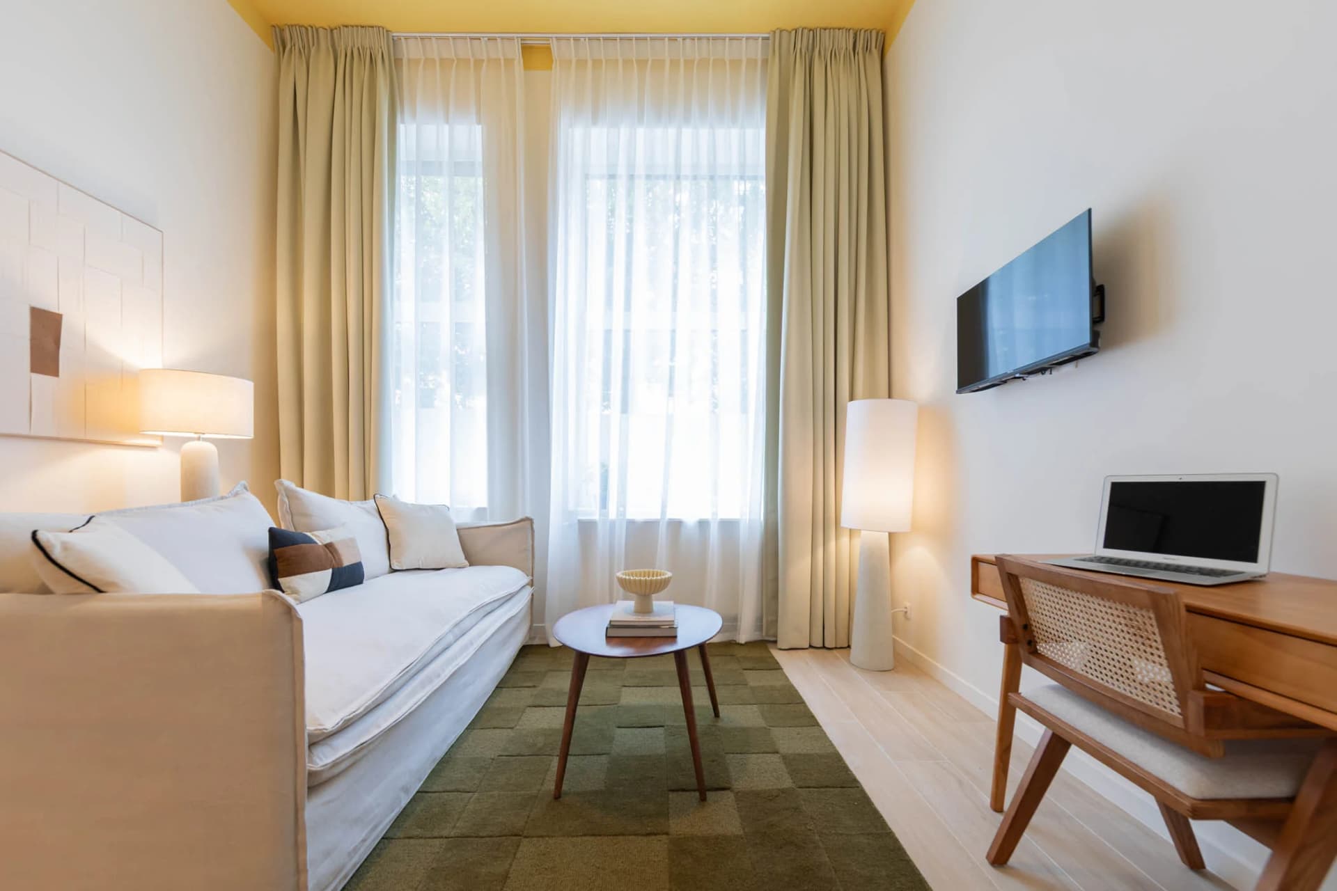 Studio Nationale apartment